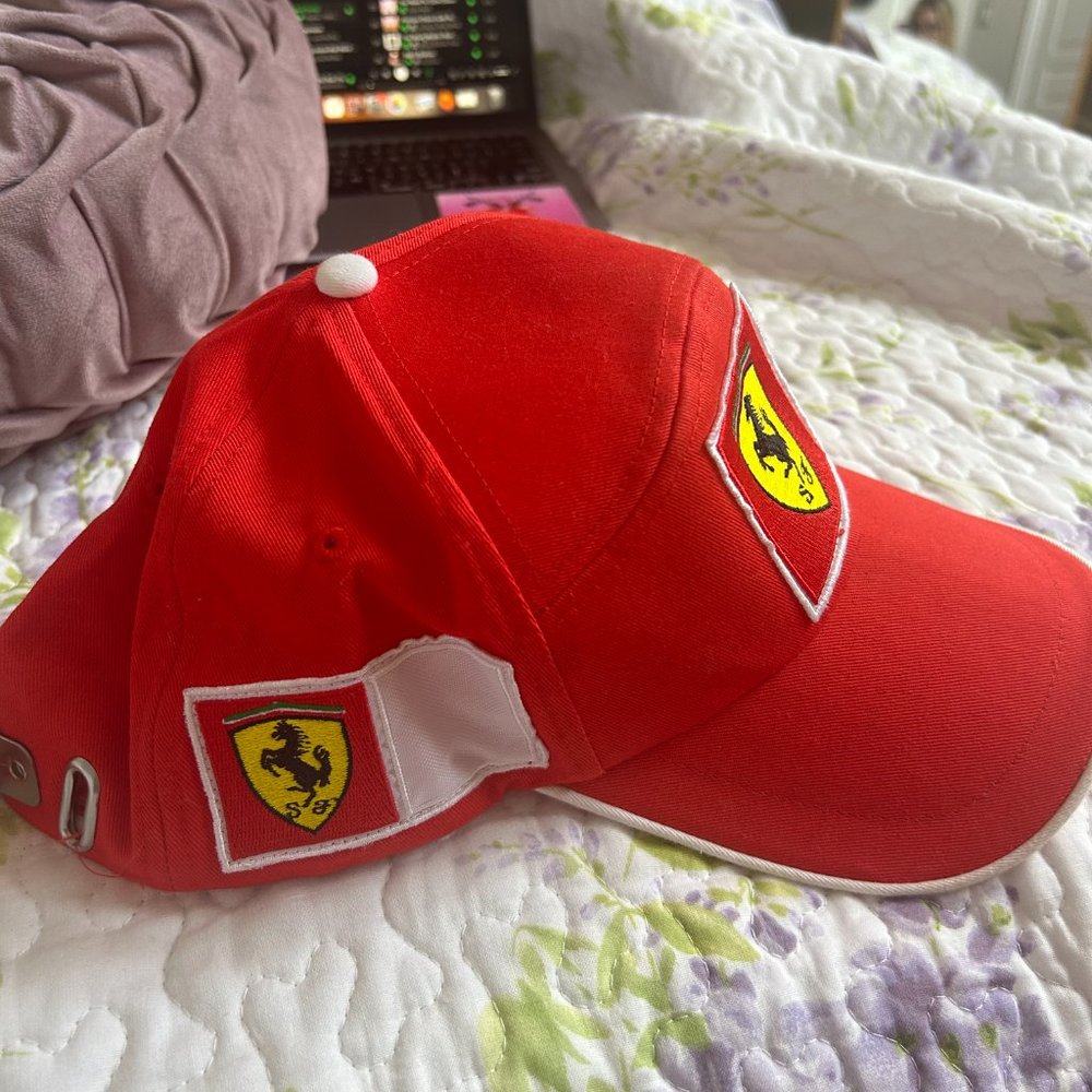 offical ferrari hat - Picture 3 of 3